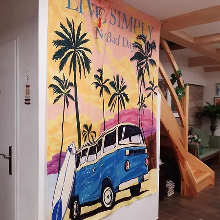Odal Hawaii Cely Dum Pro 12 Osob Bed and breakfast